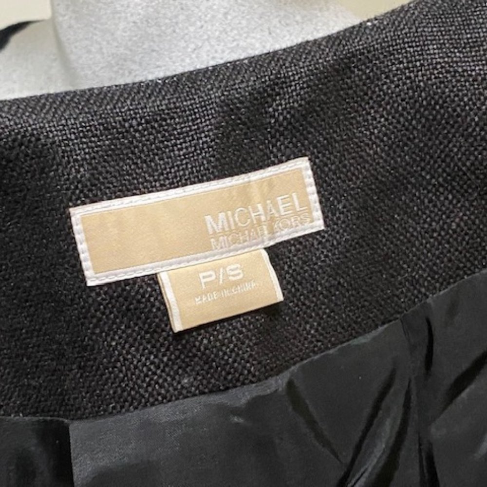 Michael Kors Cropped Black/White Jacket - Picture 4 of 4